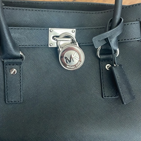 Michael Kors Hamilton satchel - Picture 7 of 9